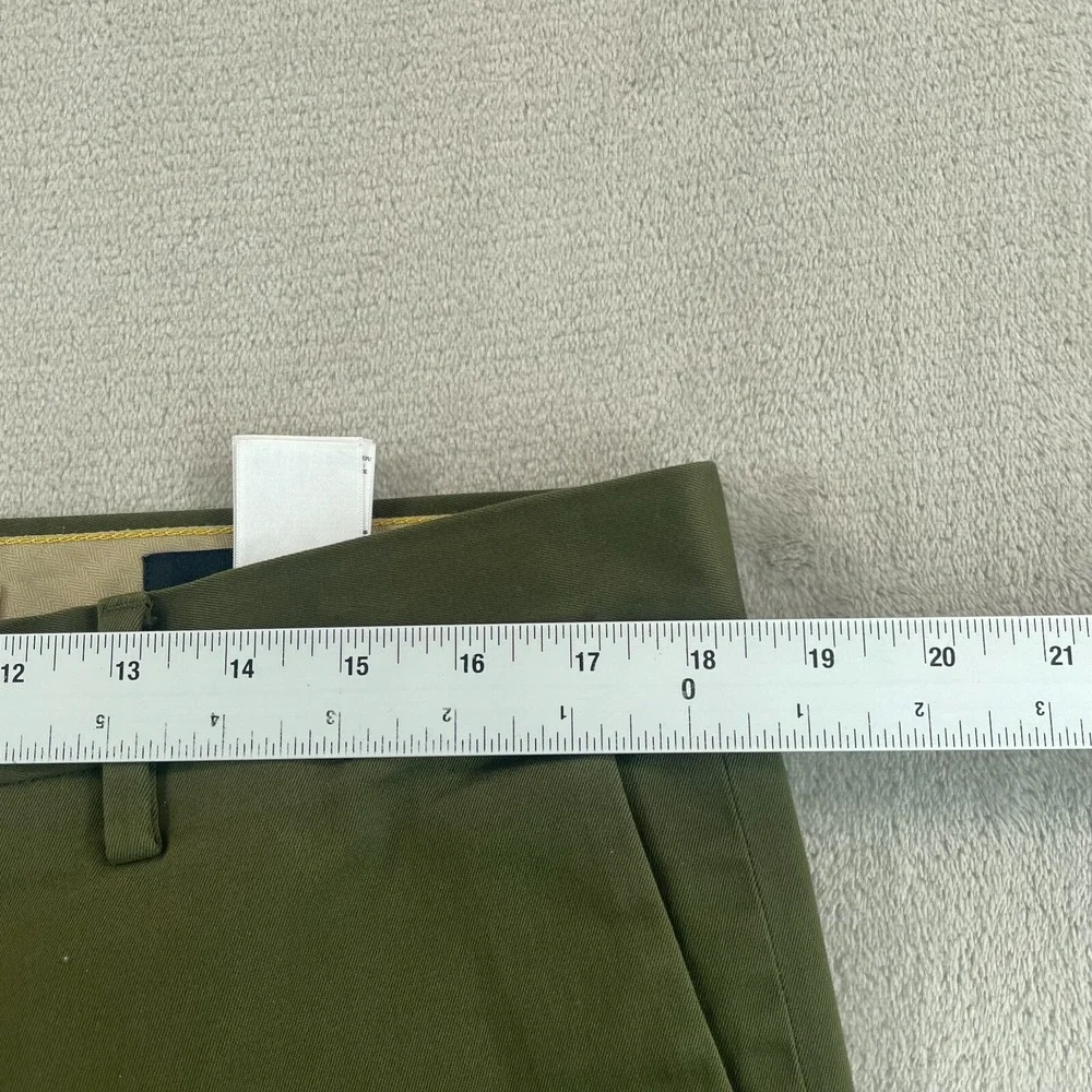 BANANA‎ REPUBLIC Slim Rapid Movement Chino Pants Men 35x28 Waimea Olive Preppy